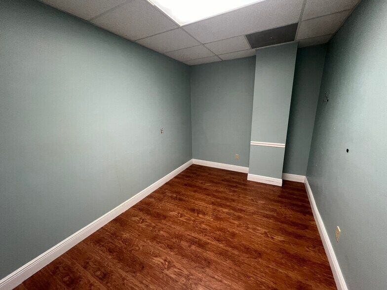 More Photos Of 13801 Bruce B Downs Blvd, Tampa Medical For Lease