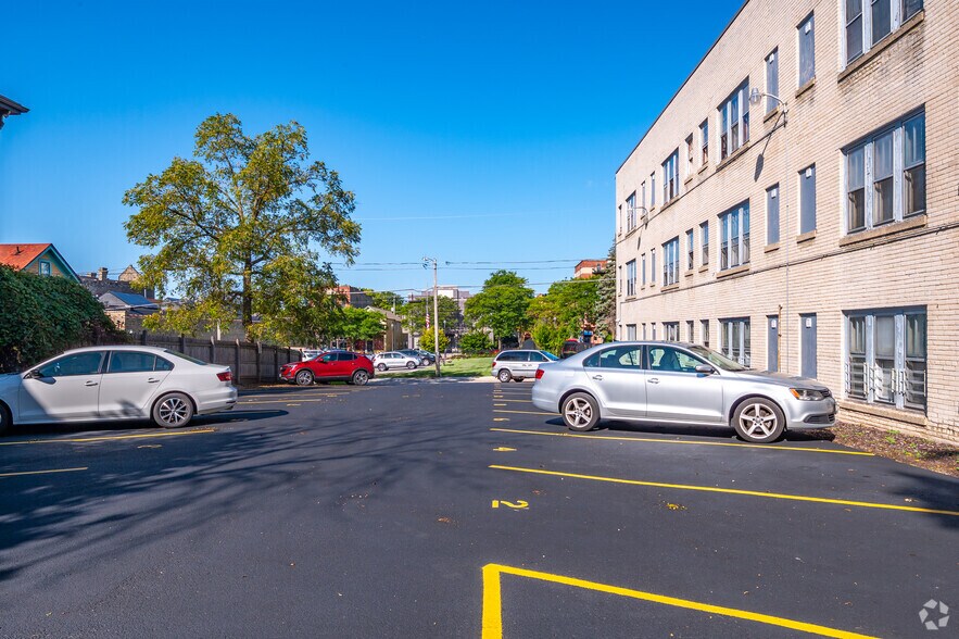 More Photos Of 1835 N 2nd St, Milwaukee Apartments For Sale