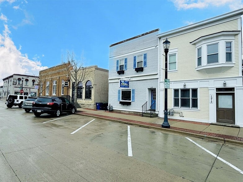 More Photos Of 1208-1212 Bridge St, Grafton Office Residential For Sale