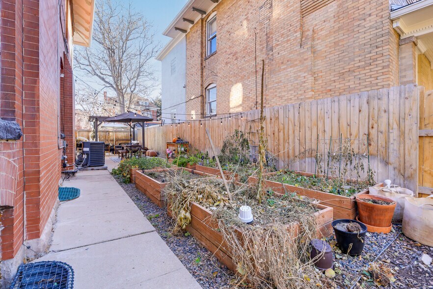More Photos Of 1568 Vine St, Denver Apartments For Sale