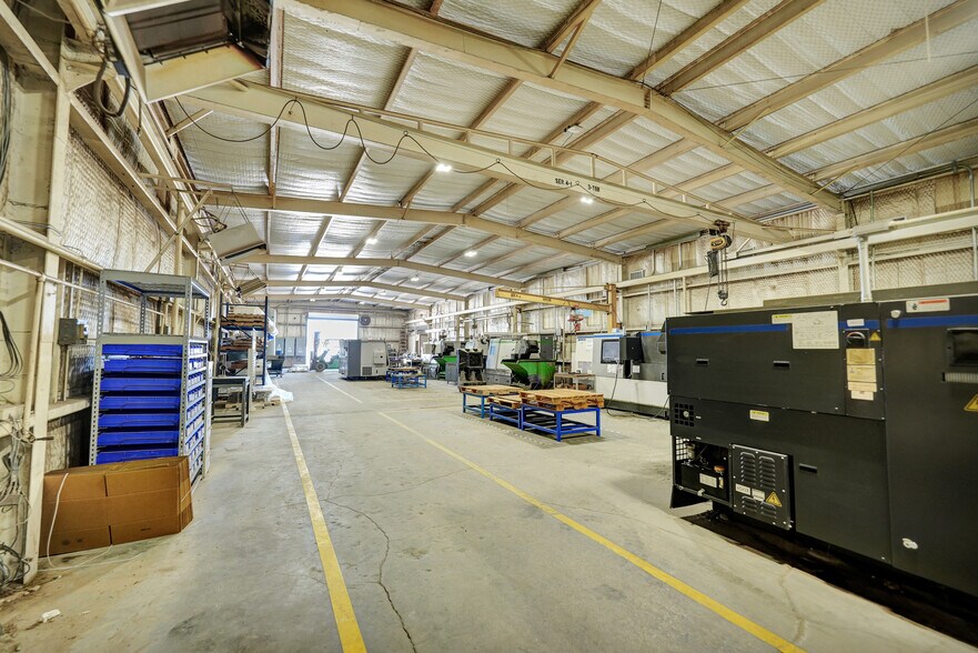 More Photos Of 2110 W 44th St, Odessa Industrial For Sale