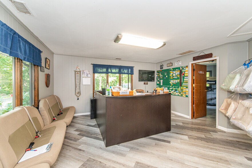 More Photos Of 40 Brighton Rd, Andover Specialty For Sale