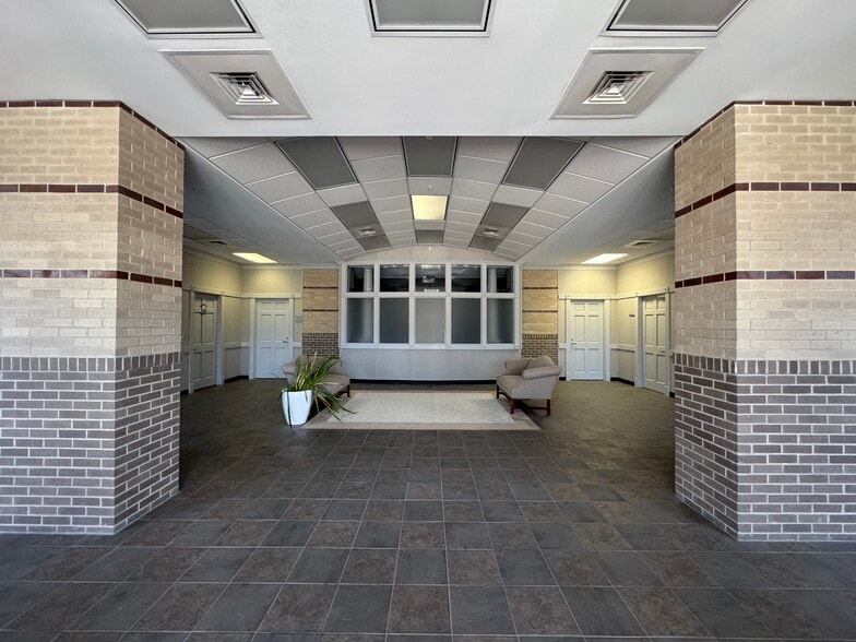 More Photos Of 150 Venture Dr, College Station Office For Lease