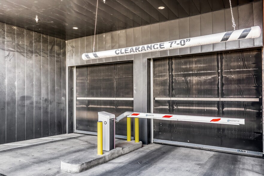 More Photos Of 2420 17th St, Denver Office For Lease