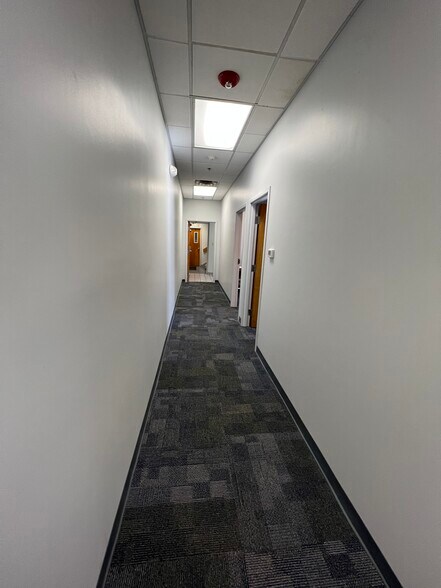 More Photos Of 185 Discovery Dr, Colmar Warehouse For Lease