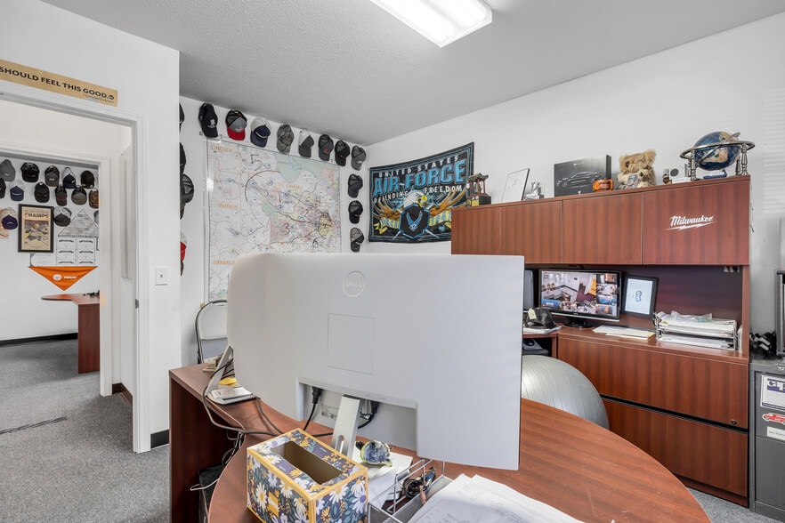 More Photos Of 1565 Kisker Rd, Saint Charles Office For Sale
