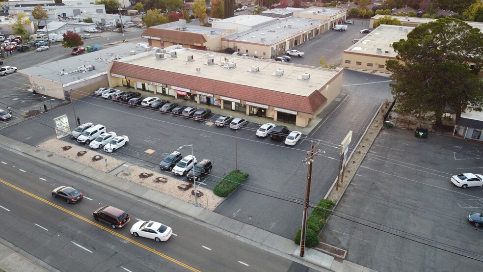 More Photos Of 5051 College Oak Dr, Sacramento Unknown For Lease