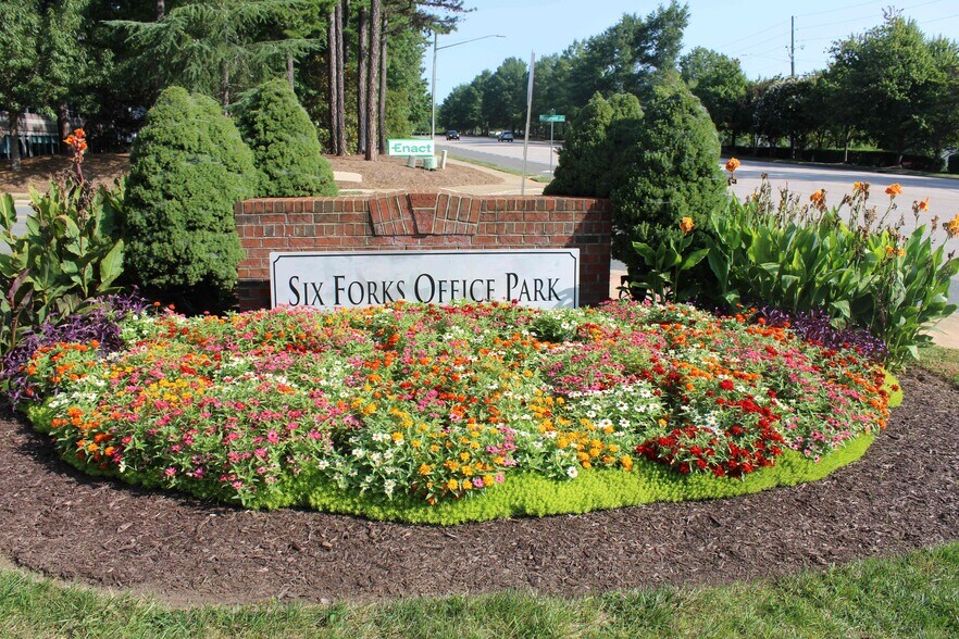 More Photos Of 8321 Six Forks Rd, Raleigh Office For Lease