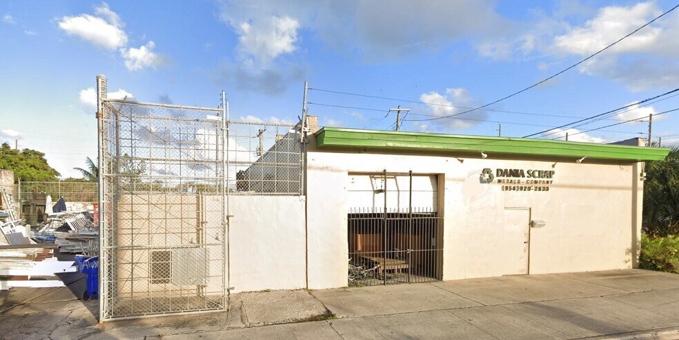 More Photos Of 177 Phippen-waiters Rd, Dania Light Manufacturing For Sale