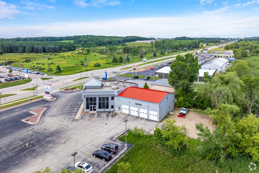 More Photos Of 3210 W Washington St, West Bend Auto Dealership For Sale