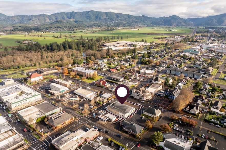 More Photos Of 2105 4th St, Tillamook Industrial For Sale