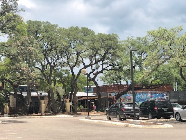 Primary Photo Of 21819 W Interstate 10 Pky, San Antonio Restaurant For Sale