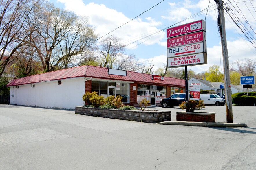 More Photos Of 79 Ramapo Rd, Garnerville Storefront Retail Office For Lease