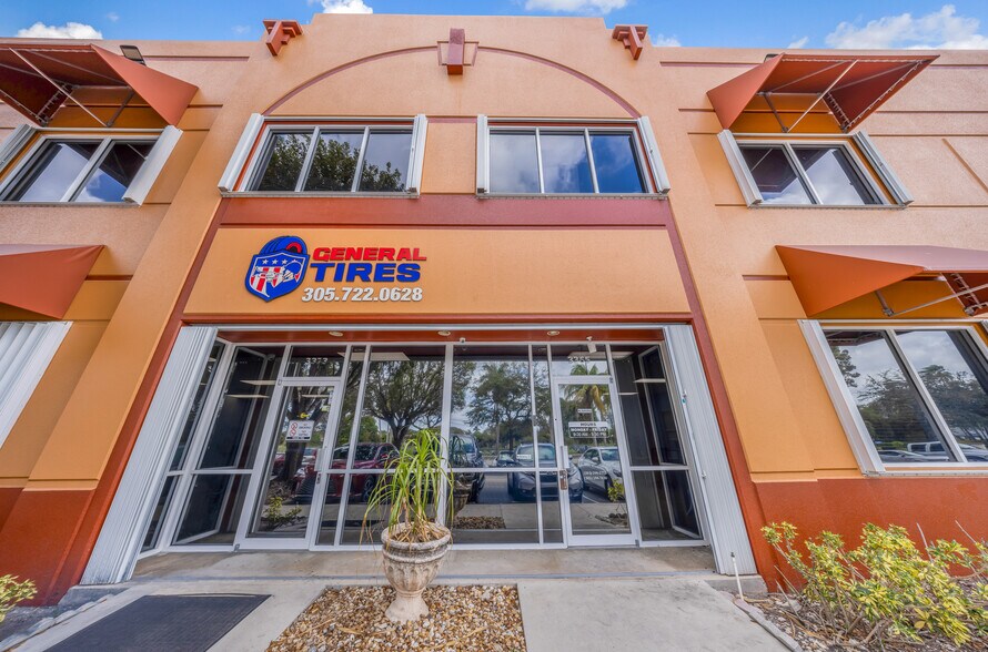 More Photos Of 3301-3389 NW 97th Ave, Miami Warehouse For Lease