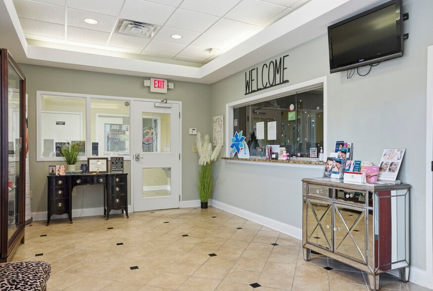 More Photos Of 2356 John Smith Rd, Fayetteville Medical For Lease