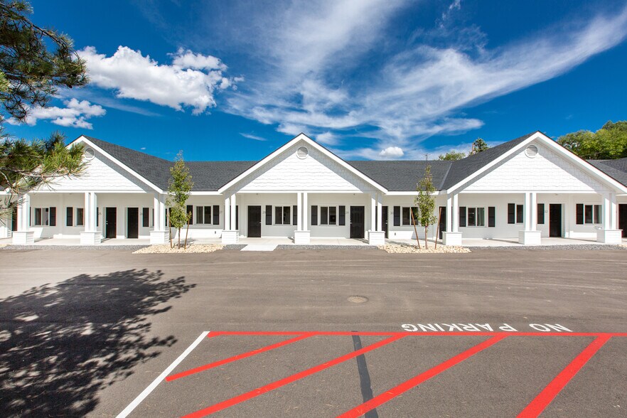 More Photos Of 1113 & 1117 E Gurley St, Prescott Rehabilitation Center For Sale