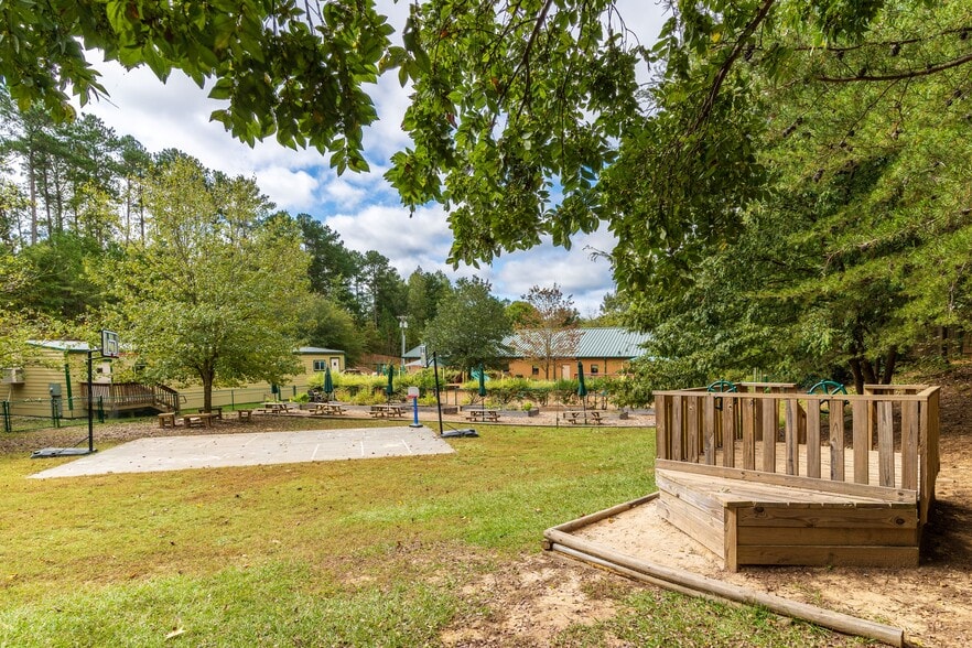 More Photos Of 2145 Collins Hill Rd, Lawrenceville Schools For Sale