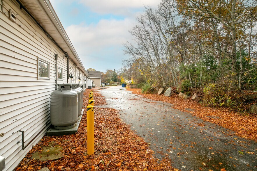 More Photos Of 3769 Old Post Rd, Charlestown Medical For Sale