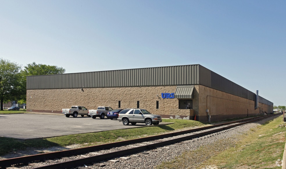 More Photos Of 4600 Village Ave, Norfolk Warehouse For Lease