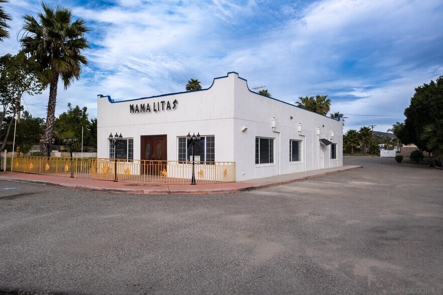 Primary Photo Of 1565 N Santa Fe Ave, Vista Freestanding For Sale