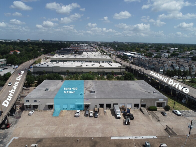 More Photos Of 651 N Shepherd Dr, Houston Warehouse For Lease
