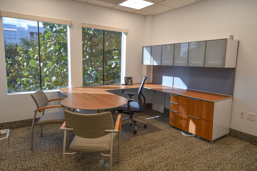 Primary Photo Of 2875 S Ocean Blvd, Palm Beach Office For Lease