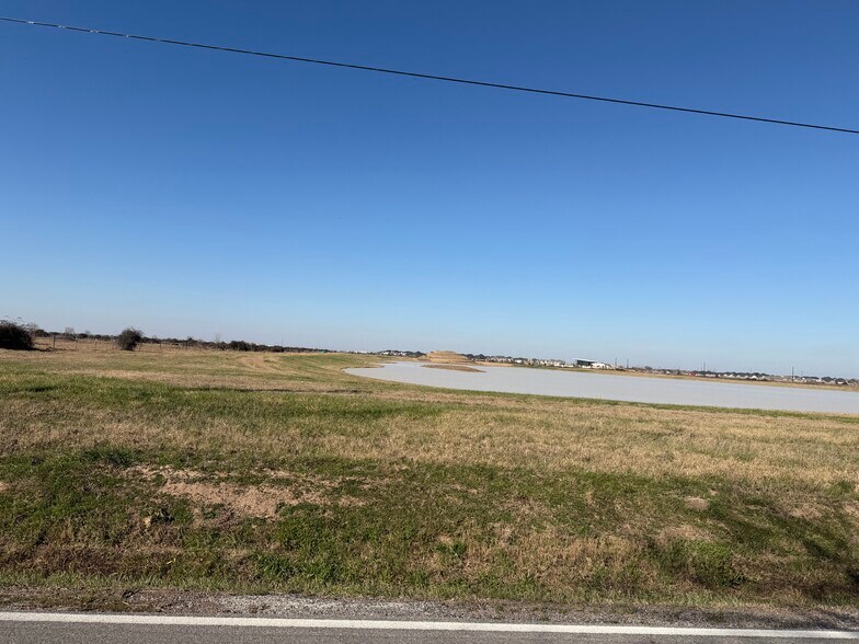 More Photos Of 15438 Mound Rd, Hockley Land For Sale