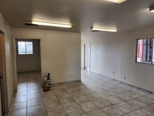More Photos Of 4504 S Country Club Rd, Tucson Warehouse For Lease