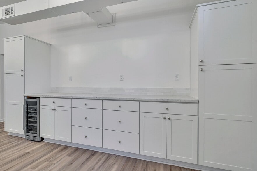 More Photos Of 1012 E Gwinnett St, Savannah Office For Lease