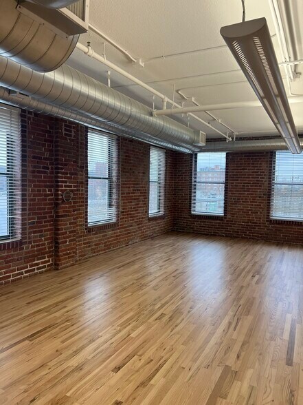 More Photos Of 1400 Market St, Denver Storefront Retail Office For Lease