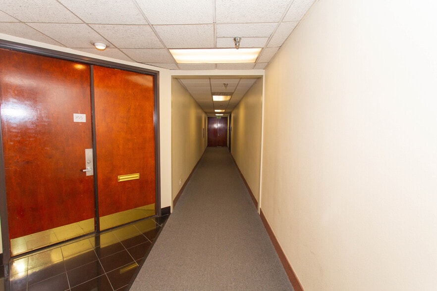 More Photos Of 1855 W Katella Ave, Orange Office Residential For Lease