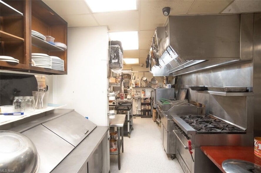 More Photos Of 2716 Mahoning Ave, Youngstown Restaurant For Sale