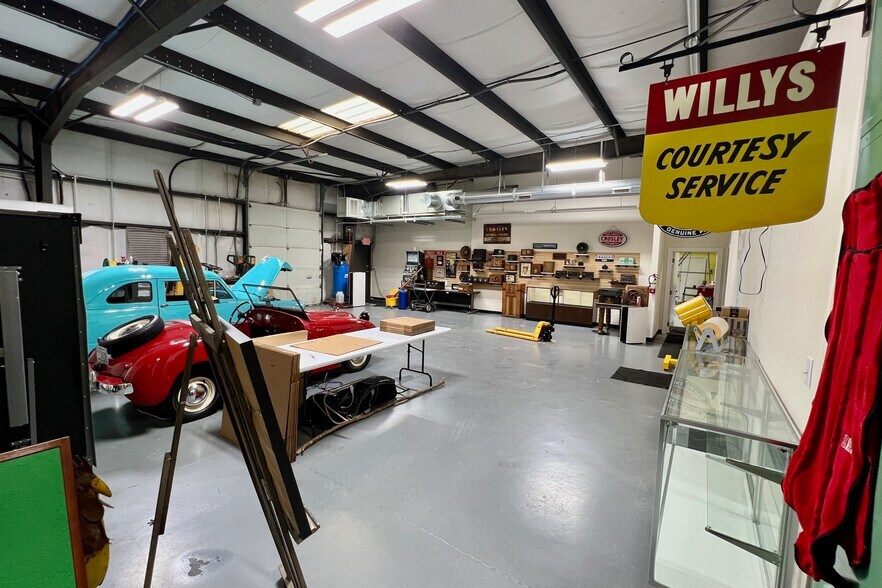 More Photos Of 3121 Glen Royal Rd, Raleigh Light Manufacturing For Lease