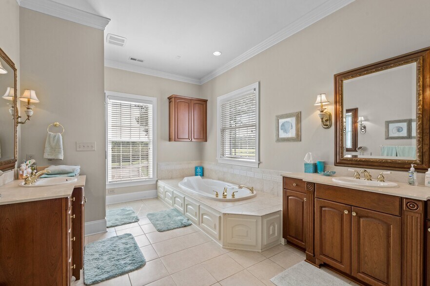 More Photos Of 220 Pungo Shores, Belhaven Lodge Meeting Hall For Sale