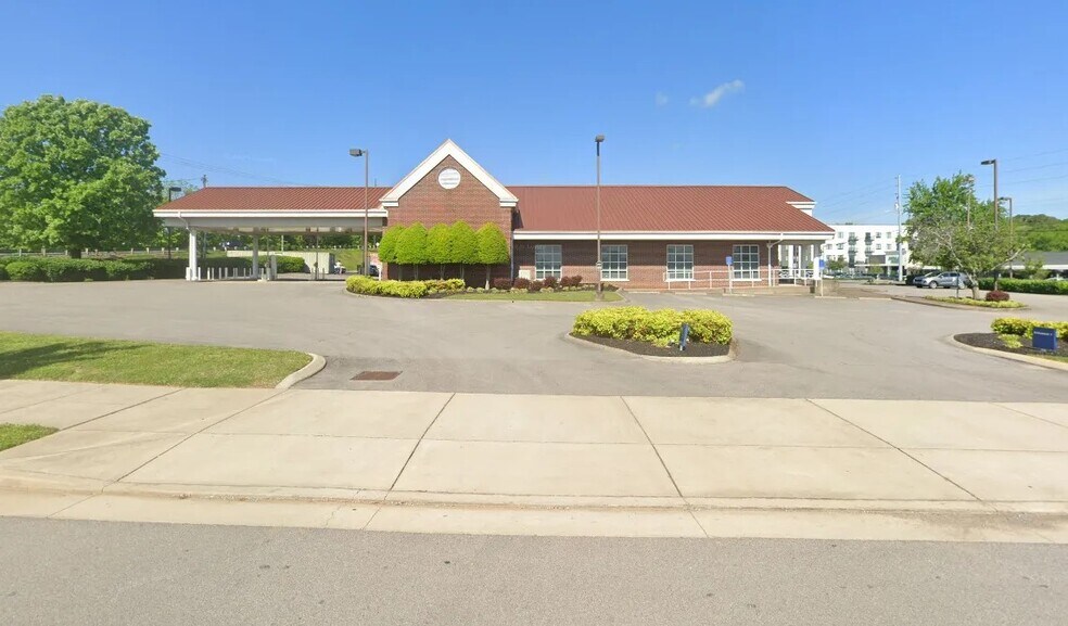 More Photos Of 2725 Old Lebanon Rd, Nashville Bank For Lease