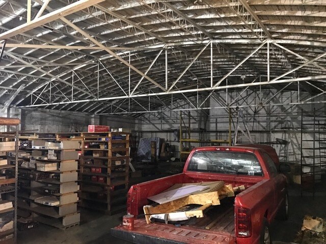 More Photos Of 950 S Gallatin St, Jackson Industrial For Lease