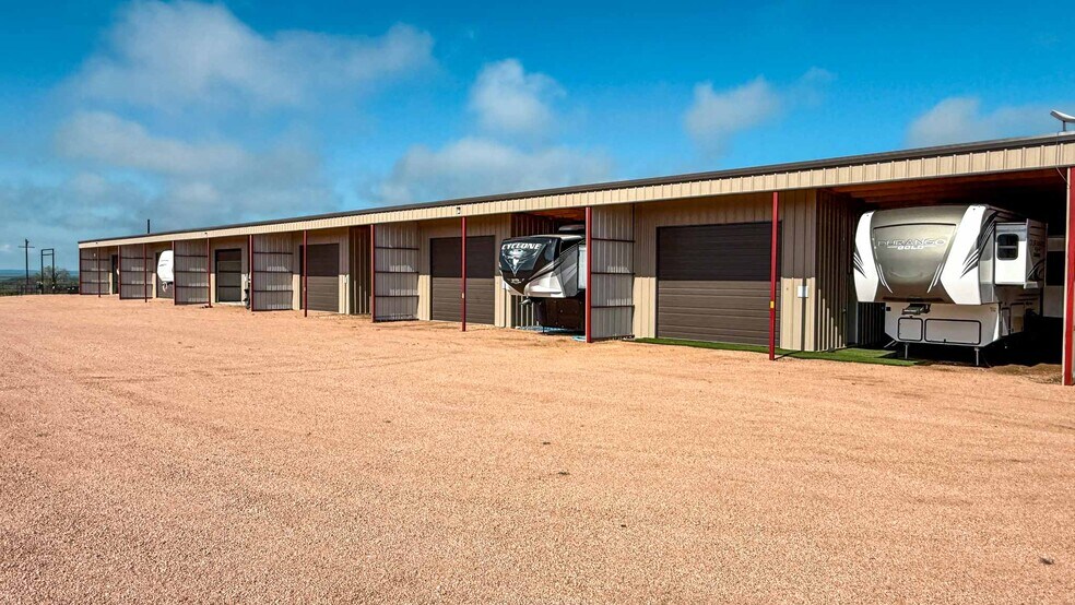 More Photos Of 1432 FM 1929, Voss Trailer Camper Park For Sale