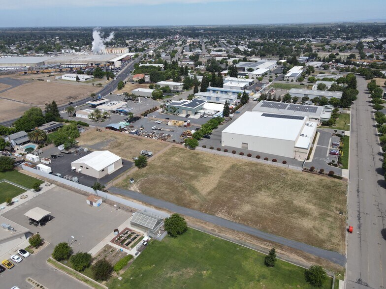 More Photos Of 1003 Wakefield Dr, Oakdale Land For Sale
