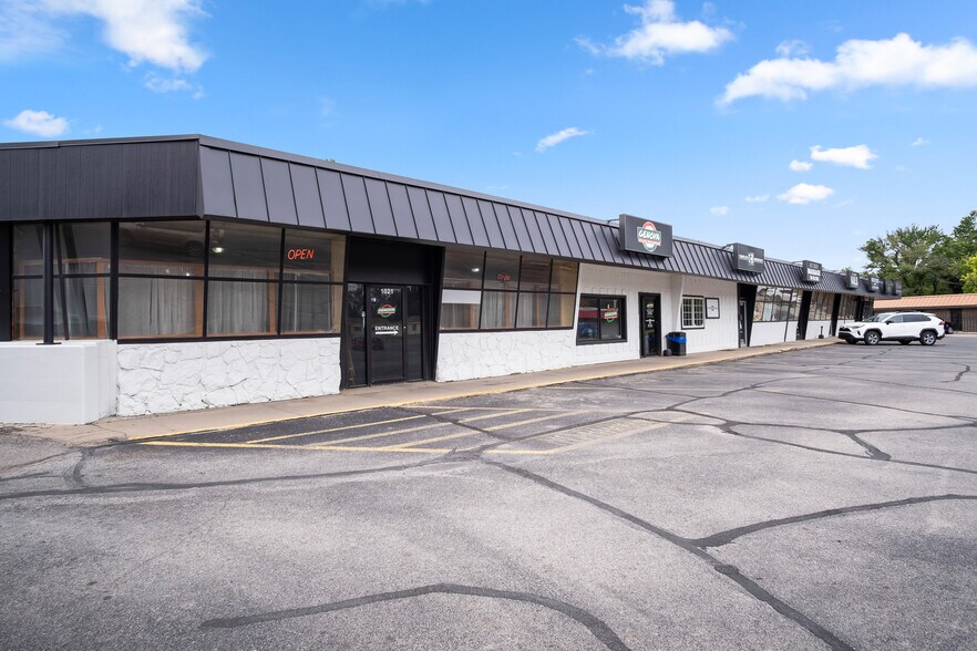 More Photos Of 1023-1039 Washington Rd, Newton Storefront Retail Office For Sale