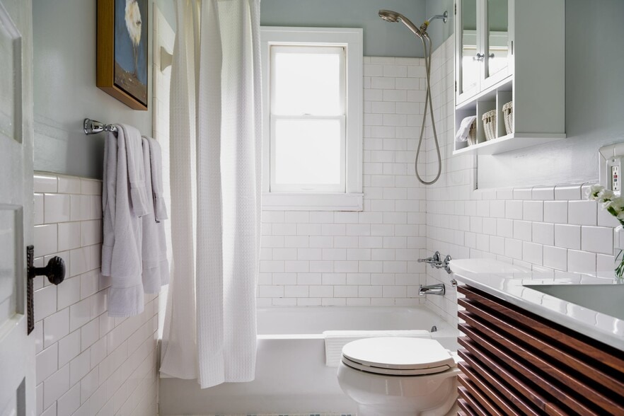 More Photos Of 120 Howard St SE, Atlanta Multifamily For Sale