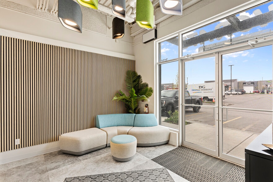 More Photos Of 4310 104 Ave NE, Calgary Storefront For Sale