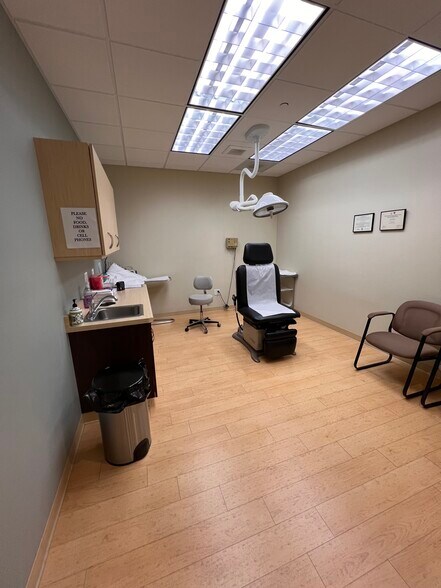 More Photos Of 3436 Hillcrest Ave, Antioch Medical For Lease