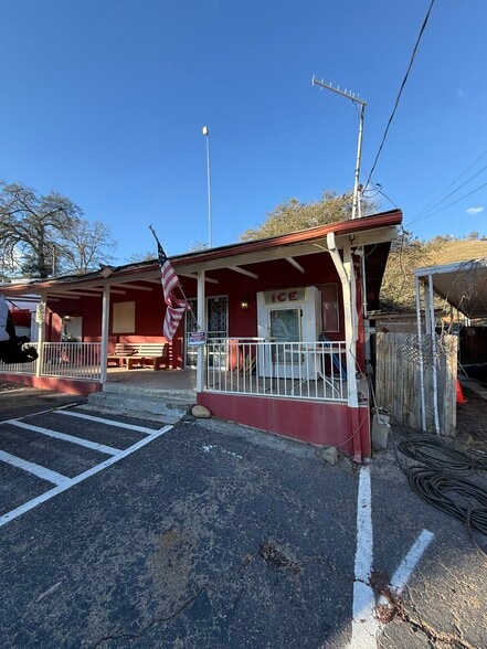 More Photos Of 32303 E Trimmer Springs Rd, Sanger Manufactured Housing Mobile Home Park For Sale