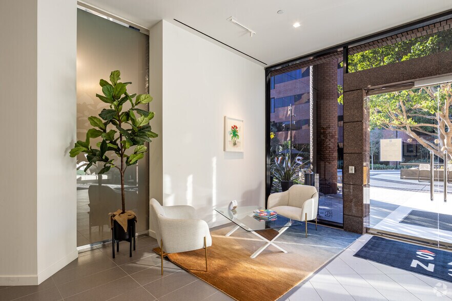 More Photos Of 3070 Bristol St, Costa Mesa Unknown For Lease