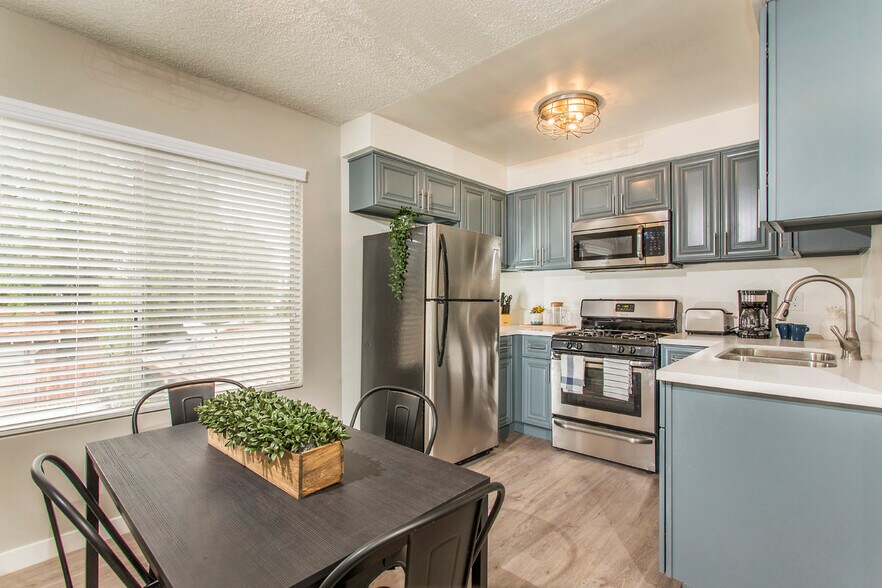 More Photos Of 12128 Ramona Ave, Hawthorne Apartments For Sale