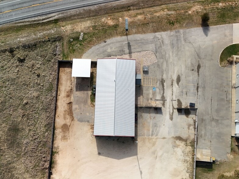 More Photos Of 1511 S Graham St, Stephenville General Retail For Sale