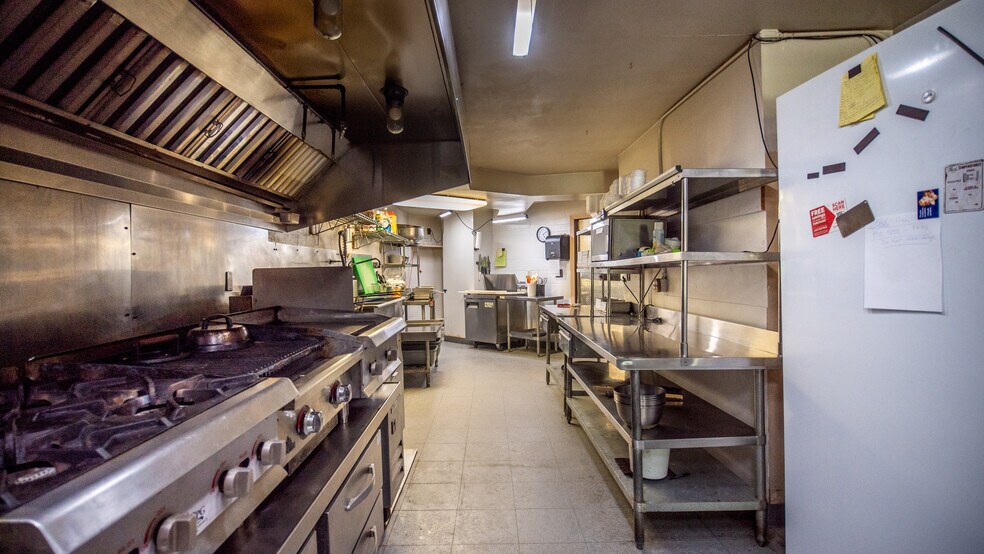 More Photos Of 2862 Route 38, Emlenton Bar For Sale