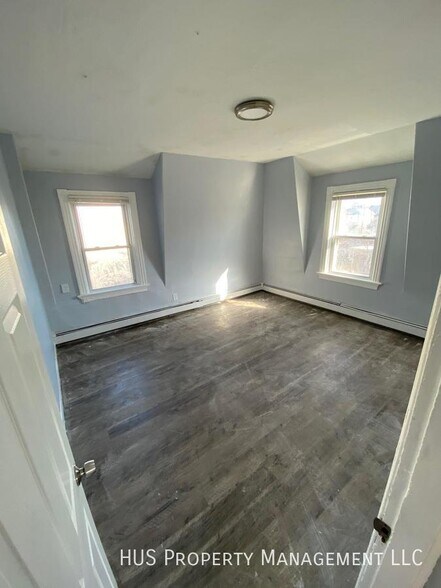 More Photos Of 166 Division St, Pawtucket Apartments For Sale