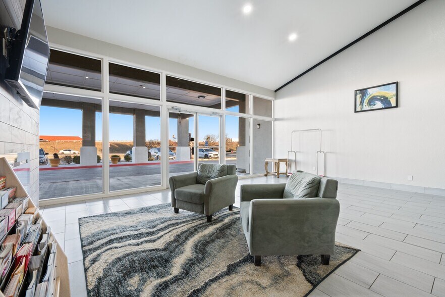 More Photos Of 10159 I-20, Eastland Hotel For Sale