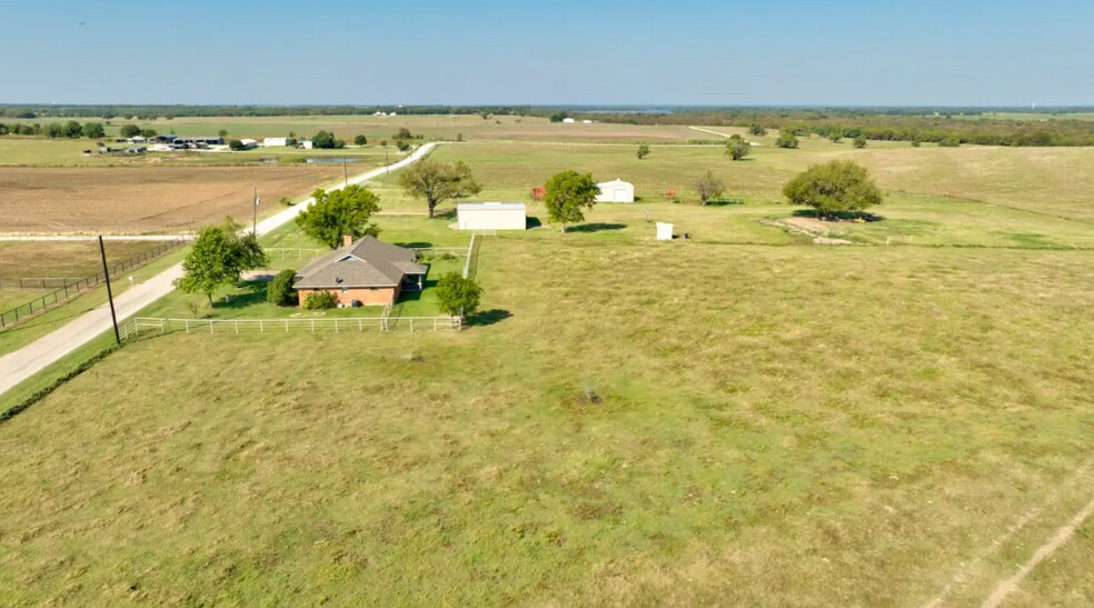 More Photos Of 831 Baker Rd, Pilot Point Land For Sale